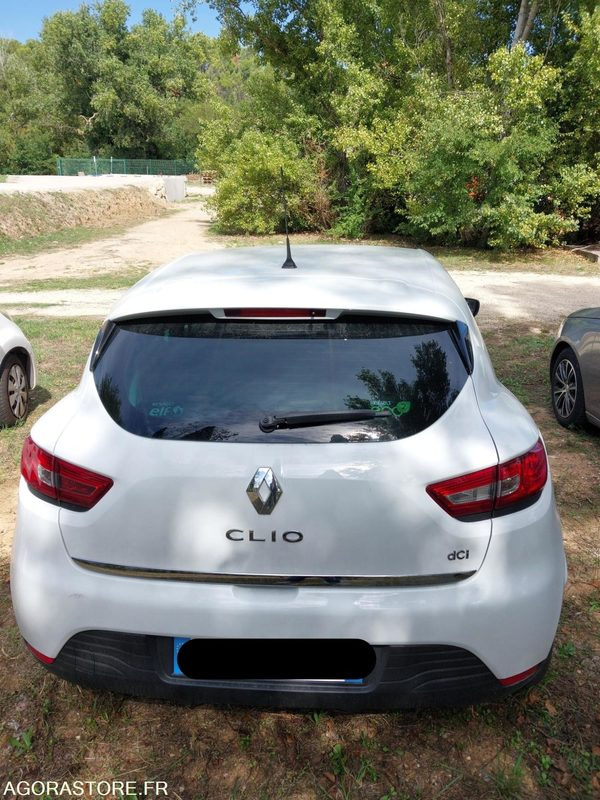 RENAULT CLIO - 133418km - 2014 - سيارة: صورة 2 RENAULT CLIO - 133418km - 2014 - سيارة: صورة 2