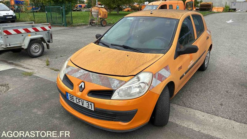 RENAULT CLIO - 2008 - 138942 KM - سيارة: صورة 2 RENAULT CLIO - 2008 - 138942 KM - سيارة: صورة 2