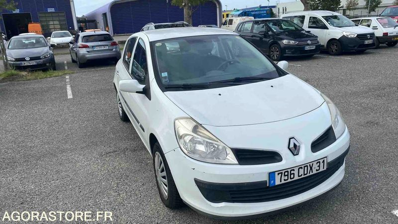 RENAULT CLIO - 2008 - 171835 KM - سيارة: صورة 1 RENAULT CLIO - 2008 - 171835 KM - سيارة: صورة 1