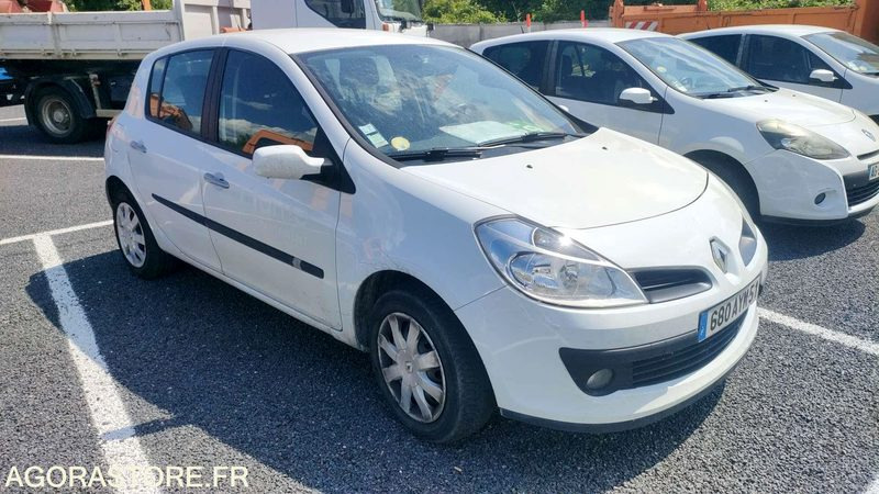 RENAULT CLIO - 2008 - 182854kms - سيارة: صورة 2 RENAULT CLIO - 2008 - 182854kms - سيارة: صورة 2