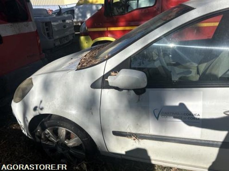 RENAULT CLIO - 2008 - 260000KM - 3664GX2A - سيارة: صورة 5 RENAULT CLIO - 2008 - 260000KM - 3664GX2A - سيارة: صورة 5