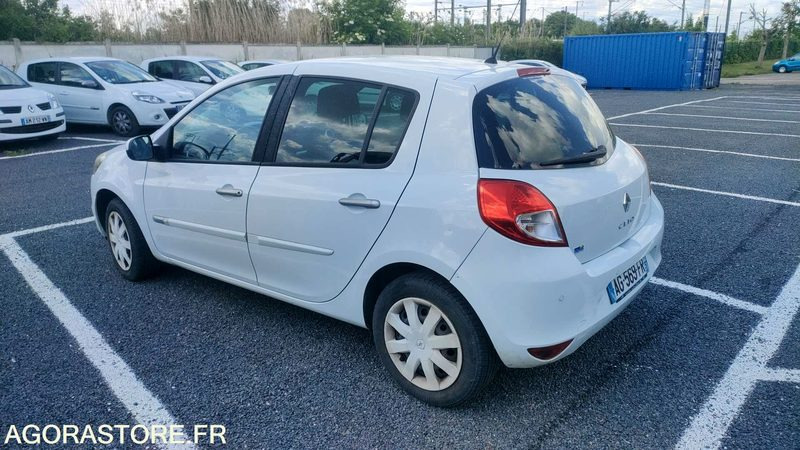 RENAULT CLIO - 2009 - 208126kms - سيارة: صورة 3 RENAULT CLIO - 2009 - 208126kms - سيارة: صورة 3