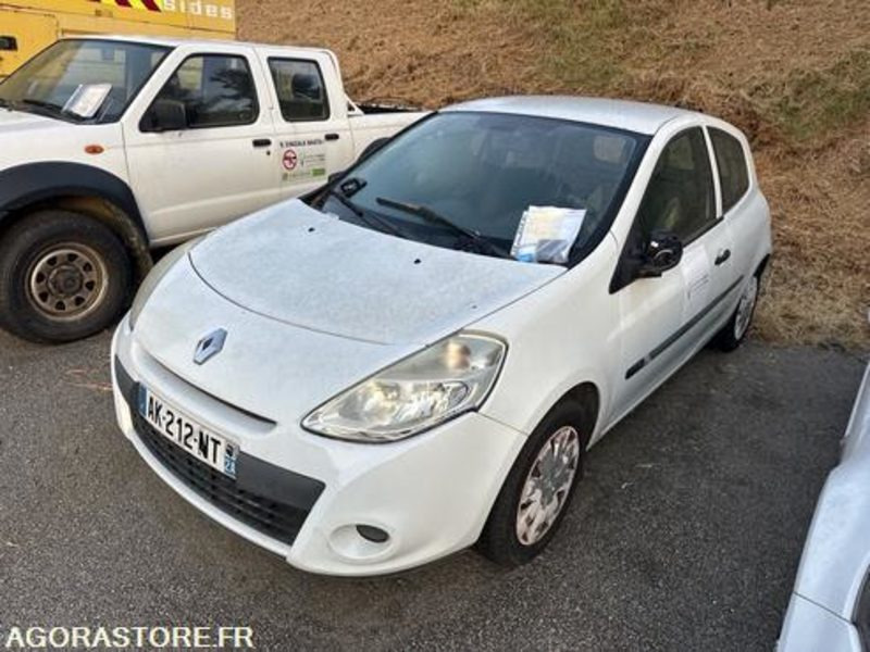 RENAULT CLIO - 2010 - 104062KM - AK212NT - سيارة: صورة 2 RENAULT CLIO - 2010 - 104062KM - AK212NT - سيارة: صورة 2