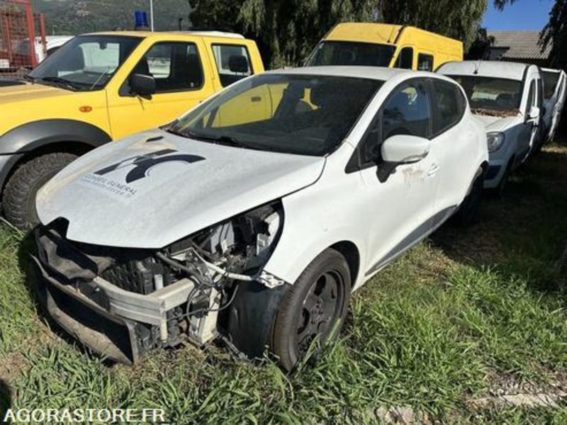 RENAULT CLIO - 2014 - 169502KM - DL008WA - سيارة: صورة 2 RENAULT CLIO - 2014 - 169502KM - DL008WA - سيارة: صورة 2
