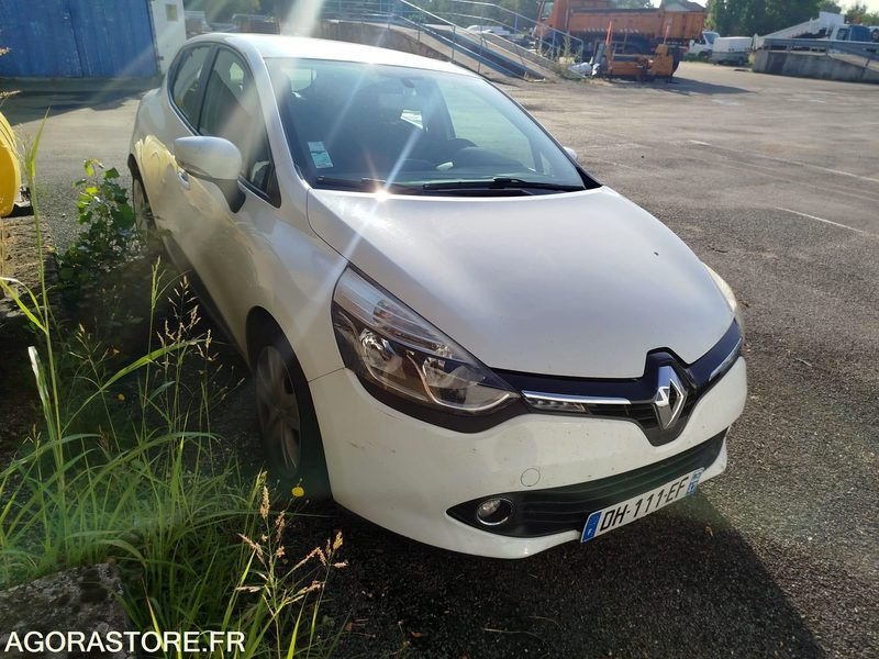 RENAULT CLIO - 2014 - سيارة: صورة 3 RENAULT CLIO - 2014 - سيارة: صورة 3