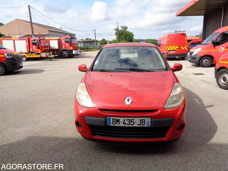 RENAULT CLIO BM.435.JB - 2011 - 196032 KM - سيارة: صورة 1 RENAULT CLIO BM.435.JB - 2011 - 196032 KM - سيارة: صورة 1
