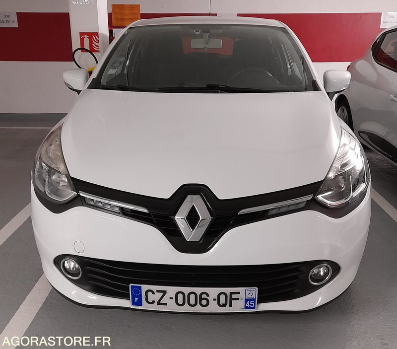 RENAULT CLIO IV - ZEN 09E E5 - 83985kms - 2013 - سيارة: صورة 1 RENAULT CLIO IV - ZEN 09E E5 - 83985kms - 2013 - سيارة: صورة 1