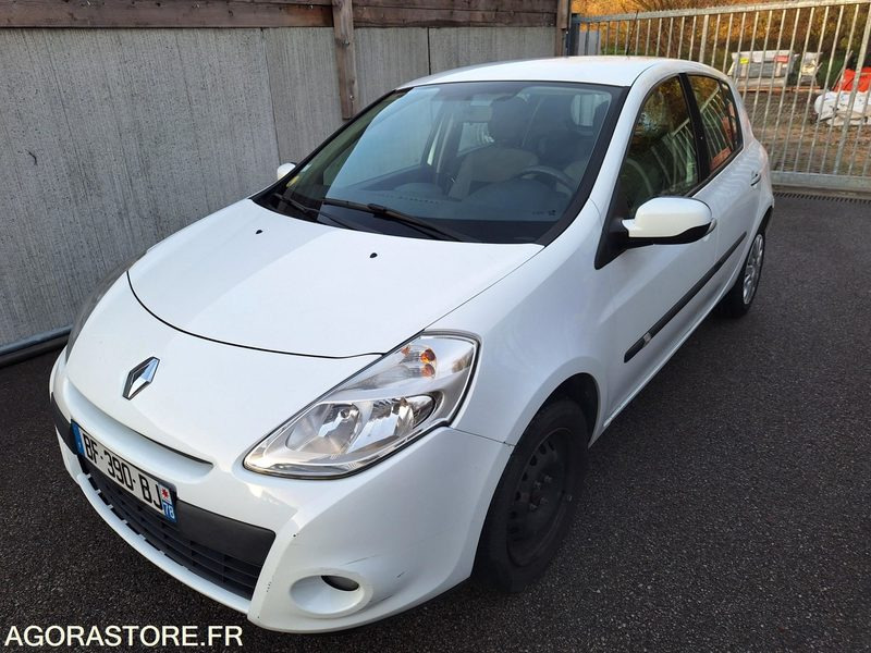RENAULT CLIO3 Phase2 _ 3 places _ Diesel 1.5DCI - سيارة: صورة 1 RENAULT CLIO3 Phase2 _ 3 places _ Diesel 1.5DCI - سيارة: صورة 1