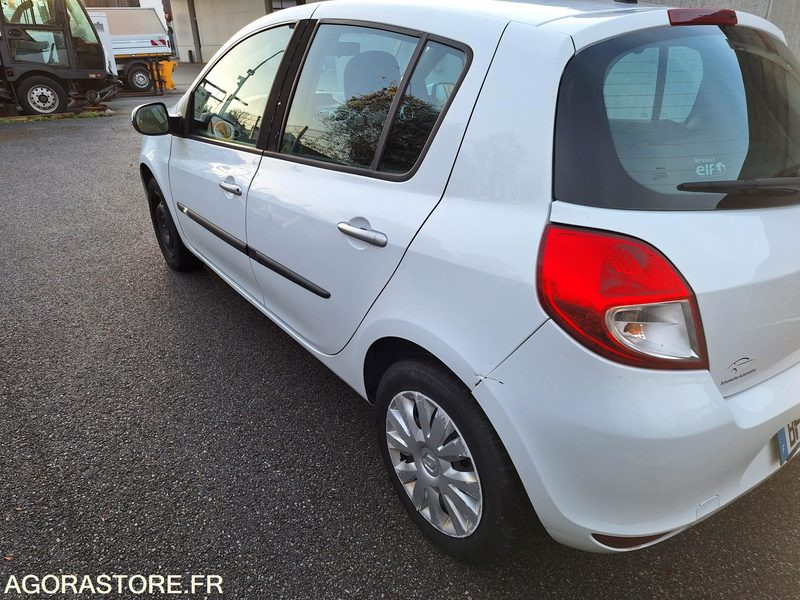 RENAULT CLIO3 Phase2 _ 3 places _ Diesel 1.5DCI - سيارة: صورة 3 RENAULT CLIO3 Phase2 _ 3 places _ Diesel 1.5DCI - سيارة: صورة 3