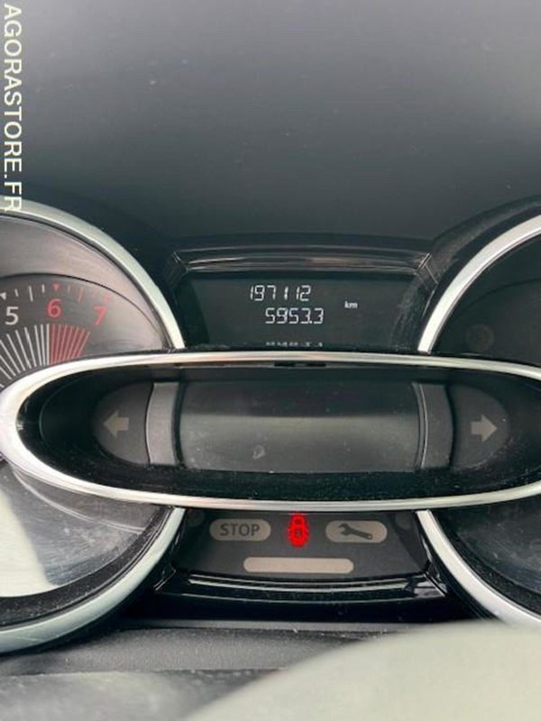 RENAULT CLIO - سيارة: صورة 4 RENAULT CLIO - سيارة: صورة 4