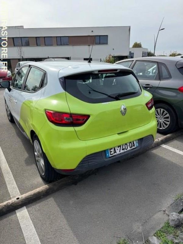 RENAULT CLIO - سيارة: صورة 3 RENAULT CLIO - سيارة: صورة 3
