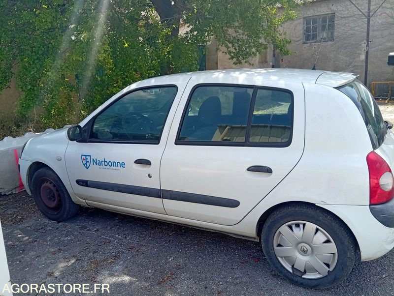 RENAULT CLIO - سيارة: صورة 3 RENAULT CLIO - سيارة: صورة 3