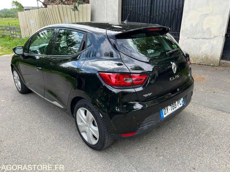 RENAULT Clio IV 5 portes 1.5 dCi 90cv Business 2015 135000 km - سيارة: صورة 2 RENAULT Clio IV 5 portes 1.5 dCi 90cv Business 2015 135000 km - سيارة: صورة 2