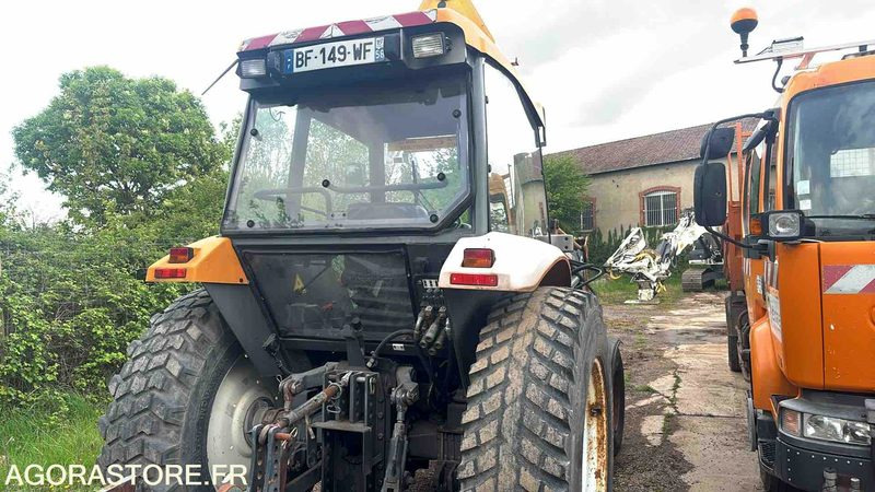 RENAULT ERGOS 95 - 1997 - 15777H - جرار: صورة 4 RENAULT ERGOS 95 - 1997 - 15777H - جرار: صورة 4