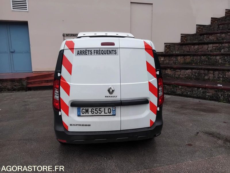 RENAULT EXPRESS VAN FRIGORIFIQUE 2023 42600 kms GO - فان المدمجة: صورة 3 RENAULT EXPRESS VAN FRIGORIFIQUE 2023 42600 kms GO - فان المدمجة: صورة 3