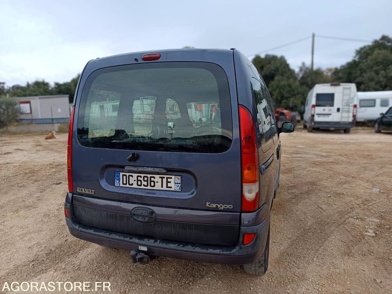 RENAULT KANGOO 1.5 DCI - 2003 - 227000KMS - سيارة: صورة 3 RENAULT KANGOO 1.5 DCI - 2003 - 227000KMS - سيارة: صورة 3
