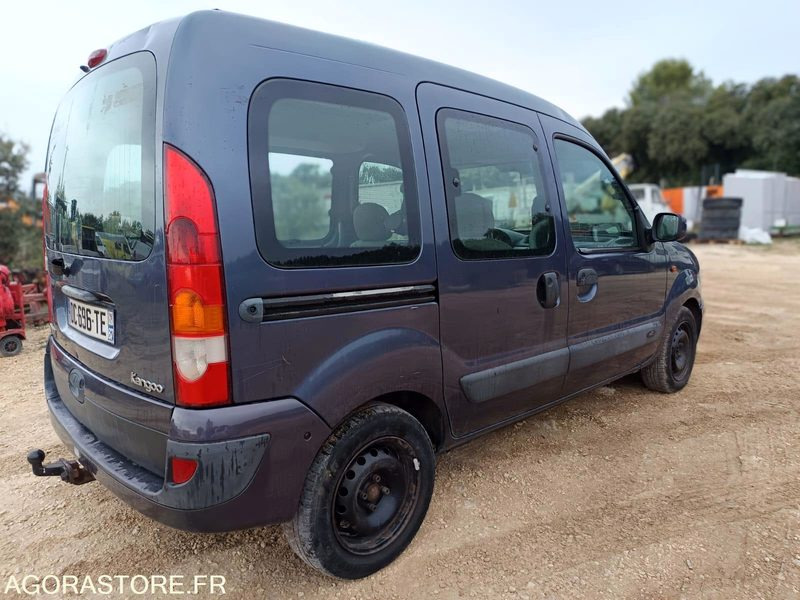RENAULT KANGOO 1.5 DCI - 2003 - 227000KMS - سيارة: صورة 2 RENAULT KANGOO 1.5 DCI - 2003 - 227000KMS - سيارة: صورة 2