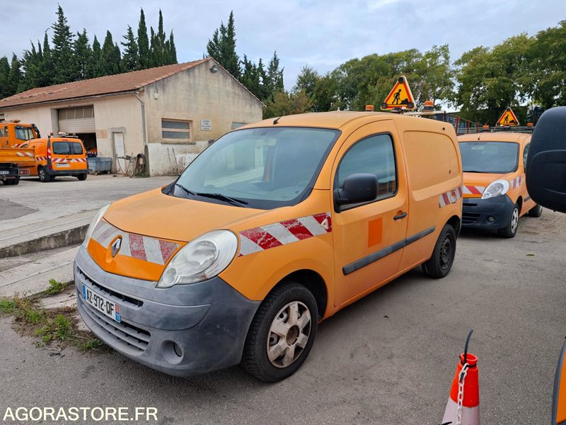 RENAULT KANGOO 1.5Dci - AZ-972-QF moteur tournant / véhicule roulant - فان المدمجة: صورة 1 RENAULT KANGOO 1.5Dci - AZ-972-QF moteur tournant / véhicule roulant - فان المدمجة: صورة 1