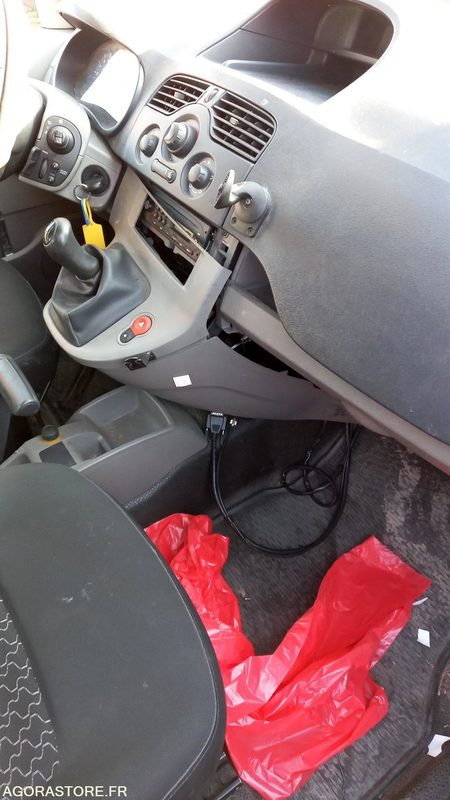 فان المدمجة RENAULT - KANGOO - 2010 - 204978KM - AX498CA: صورة 22