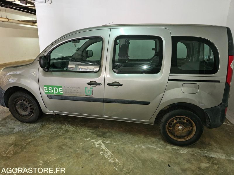 RENAULT KANGOO 2010 - فان المدمجة: صورة 1 RENAULT KANGOO 2010 - فان المدمجة: صورة 1