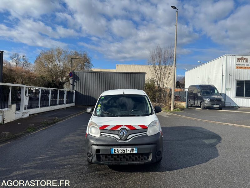 RENAULT KANGOO - 2016 - 300 000 KM - فان المدمجة: صورة 1 RENAULT KANGOO - 2016 - 300 000 KM - فان المدمجة: صورة 1