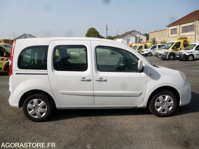 RENAULT KANGOO ESS 5 PLACES - سيارة: صورة 4 RENAULT KANGOO ESS 5 PLACES - سيارة: صورة 4