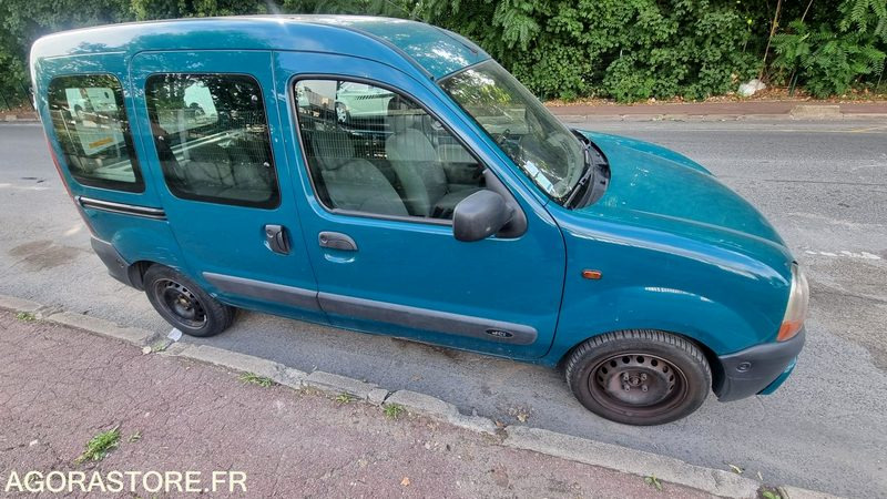 RENAULT KANGOO I - 148 900 km - 2003 - Diesel - سيارة: صورة 4 RENAULT KANGOO I - 148 900 km - 2003 - Diesel - سيارة: صورة 4