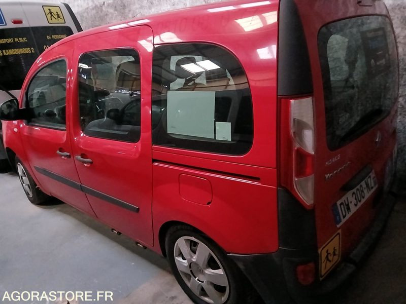 RENAULT KANGOO TPMR - 2015 / 258163 KM - DW308NZ - 150541 - حافلة صغيرة, ميكروباص: صورة 3 RENAULT KANGOO TPMR - 2015 / 258163 KM - DW308NZ - 150541 - حافلة صغيرة, ميكروباص: صورة 3