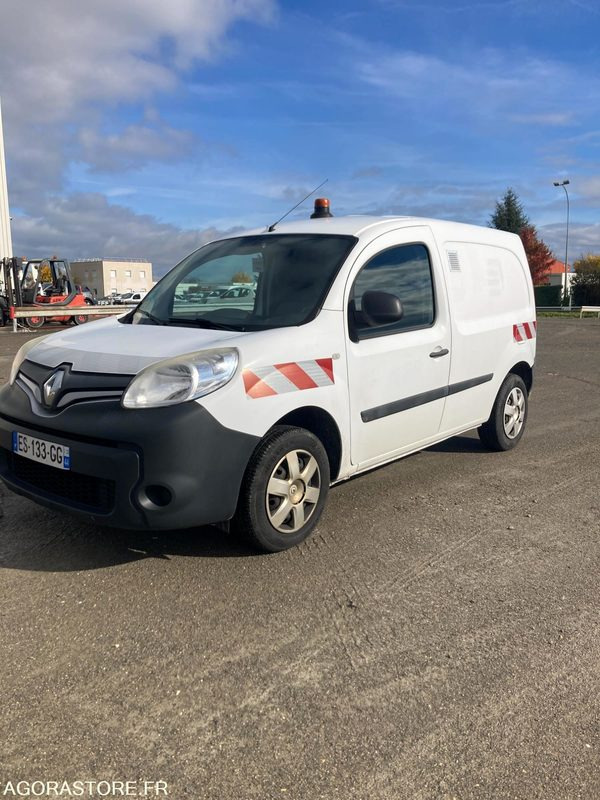 RENAULT KANGOO diesel - Année 2017 - 330 000 km - فان المدمجة: صورة 1 RENAULT KANGOO diesel - Année 2017 - 330 000 km - فان المدمجة: صورة 1