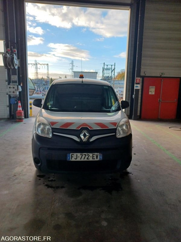 RENAULT KANGOO diesel - Année 2019 - 297.500 km - فان المدمجة: صورة 2 RENAULT KANGOO diesel - Année 2019 - 297.500 km - فان المدمجة: صورة 2