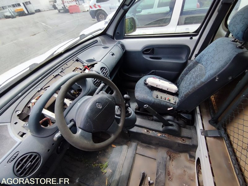 RENAULT KANGOO diesel - فان المدمجة: صورة 5 RENAULT KANGOO diesel - فان المدمجة: صورة 5