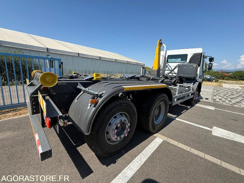 RENAULT LANDER 320 - 6X2 - POLYBENNE - AMPLIROLL - شاحنة ذات خطاف: صورة 3 RENAULT LANDER 320 - 6X2 - POLYBENNE - AMPLIROLL - شاحنة ذات خطاف: صورة 3