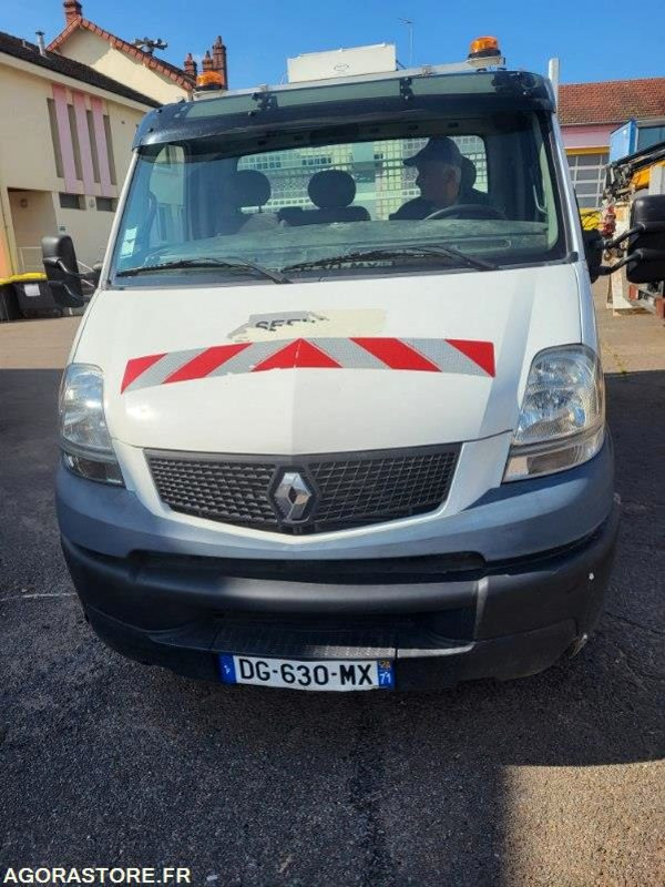RENAULT MASCOTT BENNNE BASCULANTE (sans contrôle technique) - قلاب صغير: صورة 2 RENAULT MASCOTT BENNNE BASCULANTE (sans contrôle technique) - قلاب صغير: صورة 2