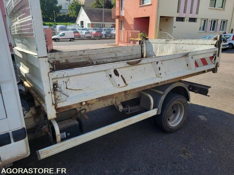 RENAULT MASCOTT BENNNE BASCULANTE (sans contrôle technique) - قلاب صغير: صورة 3 RENAULT MASCOTT BENNNE BASCULANTE (sans contrôle technique) - قلاب صغير: صورة 3