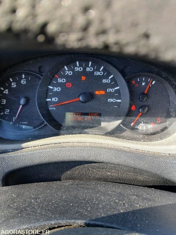 RENAULT MASTER DB-698-JY 184586 KM - فان: صورة 5 RENAULT MASTER DB-698-JY 184586 KM - فان: صورة 5