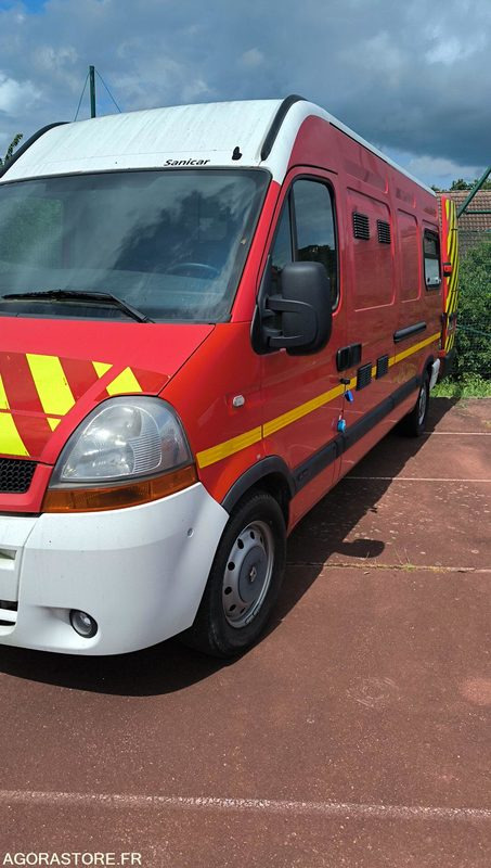 RENAULT MASTER II 2,5DCI - 2006 - فان: صورة 2 RENAULT MASTER II 2,5DCI - 2006 - فان: صورة 2