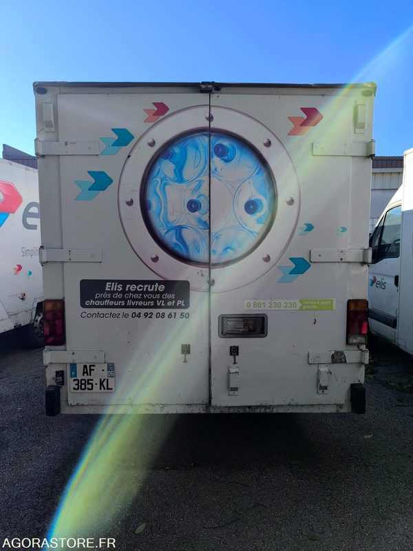 RENAULT MASTER II - 2009 - 291122 Kms - فان: صورة 5 RENAULT MASTER II - 2009 - 291122 Kms - فان: صورة 5