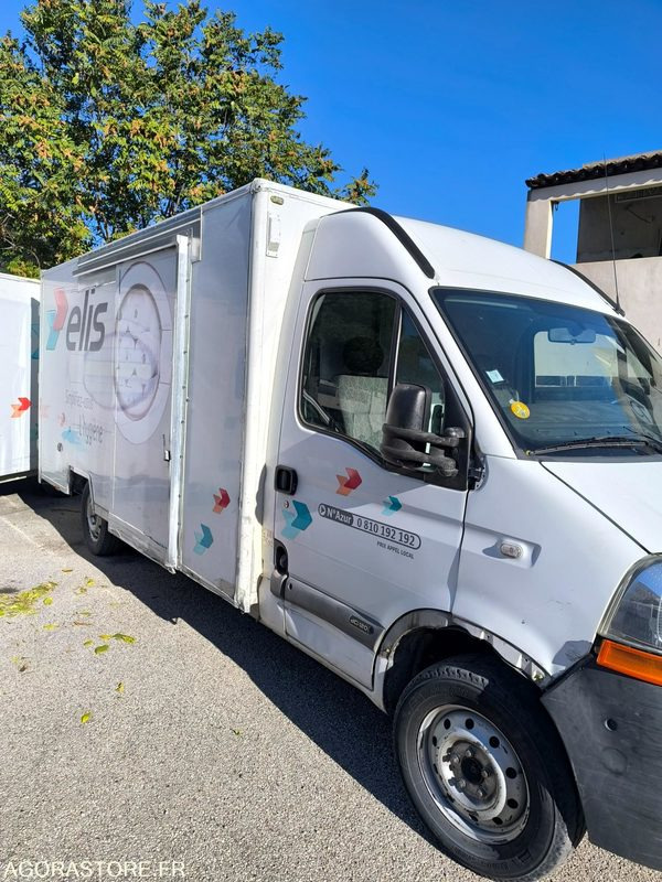 RENAULT MASTER II - 2009 - 300542 Kms - فان: صورة 2 RENAULT MASTER II - 2009 - 300542 Kms - فان: صورة 2