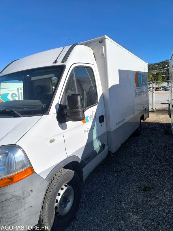 RENAULT MASTER II - 2009 - 318482 Kms - فان: صورة 3 RENAULT MASTER II - 2009 - 318482 Kms - فان: صورة 3