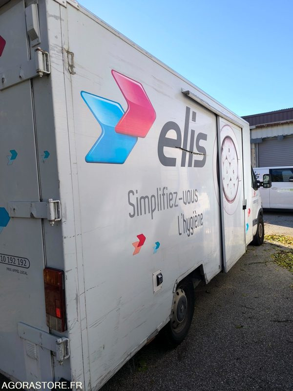 RENAULT MASTER II - 2009 - 379563 Kms - فان: صورة 4 RENAULT MASTER II - 2009 - 379563 Kms - فان: صورة 4