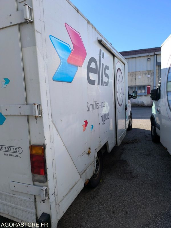 RENAULT MASTER II - 2009 - 407868 Kms - فان: صورة 4 RENAULT MASTER II - 2009 - 407868 Kms - فان: صورة 4