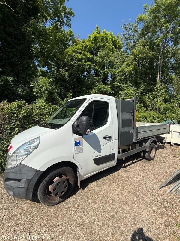 RENAULT MASTER benne 110010kms - 2014 - قلاب صغير: صورة 2 RENAULT MASTER benne 110010kms - 2014 - قلاب صغير: صورة 2
