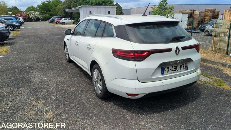 RENAULT MÉGANE 126390kms - 2021 - سيارة ستيشن: صورة 4 RENAULT MÉGANE 126390kms - 2021 - سيارة ستيشن: صورة 4