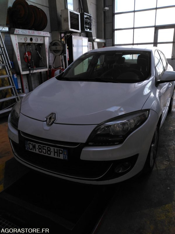 RENAULT MEGANE DIESEL - سيارة: صورة 1 RENAULT MEGANE DIESEL - سيارة: صورة 1
