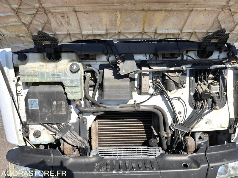 RENAULT MIDLUM 220 (6 Cylindres) - شاحنة: صورة 5 RENAULT MIDLUM 220 (6 Cylindres) - شاحنة: صورة 5