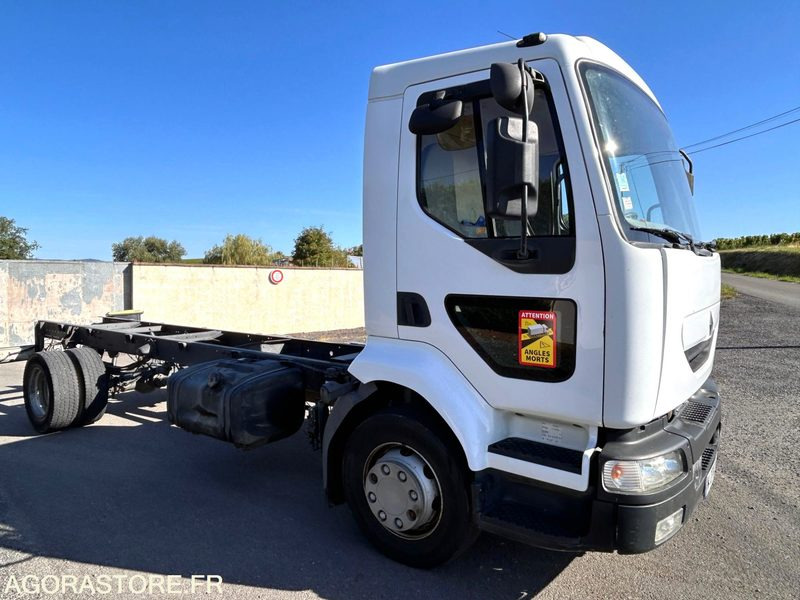 RENAULT MIDLUM 220 (6 Cylindres) - شاحنة: صورة 1 RENAULT MIDLUM 220 (6 Cylindres) - شاحنة: صورة 1