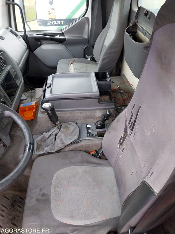 RENAULT PREMIUM 370-19 / 2007 / 371820 km - شاحنة هيكل كابينة: صورة 5 RENAULT PREMIUM 370-19 / 2007 / 371820 km - شاحنة هيكل كابينة: صورة 5