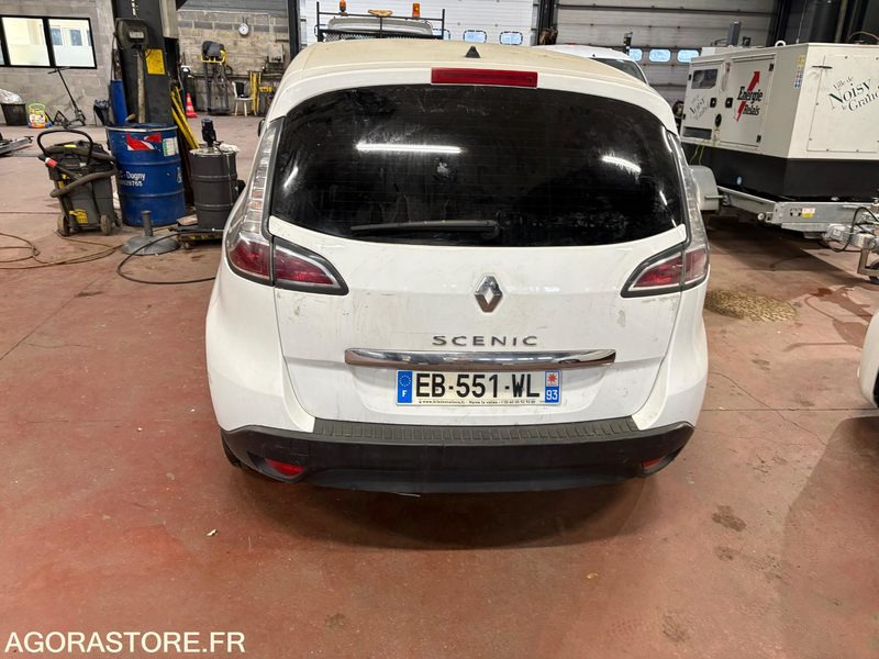 RENAULT SCENIC 3 - 113000KMS - 2016 - سيارة: صورة 5 RENAULT SCENIC 3 - 113000KMS - 2016 - سيارة: صورة 5