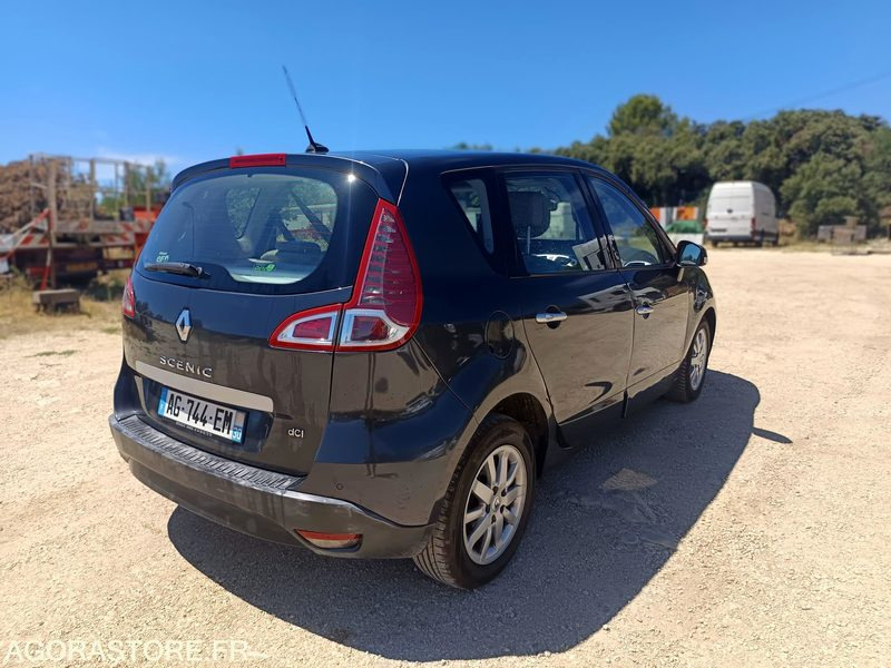 RENAULT SCENIC III 1.5 DCI 110CV - 2009 - 155000KMS - سيارة: صورة 5 RENAULT SCENIC III 1.5 DCI 110CV - 2009 - 155000KMS - سيارة: صورة 5