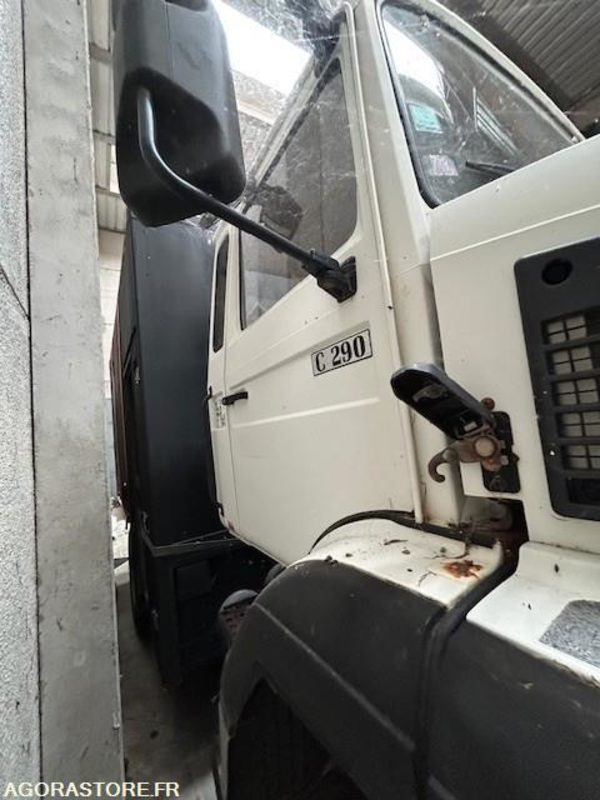RENAULT TRACTEUR C290 4X4 110KM/H 282500 KM - وحدة جر: صورة 2 RENAULT TRACTEUR C290 4X4 110KM/H 282500 KM - وحدة جر: صورة 2